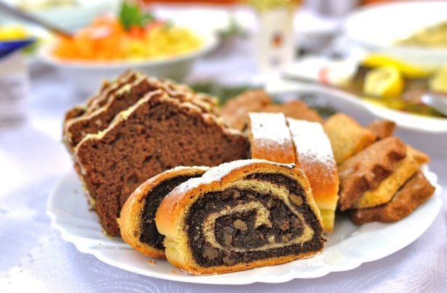 Top 7 trucuri sa scapi de senzatia de "stomac prea plin" daca ai mancat prea mult de Paste