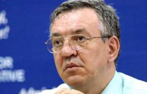 Traian Basescu a semnat decretul de revocare din functie a ministrului Muncii, Paul Pacuraru