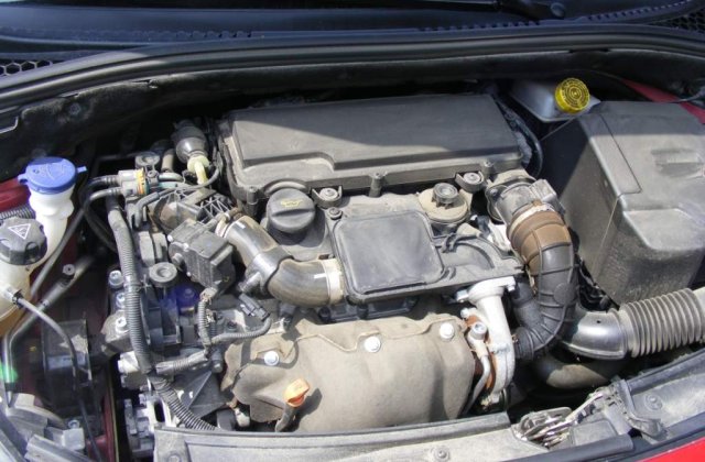 Incalzim sau nu motorul masinii iarna, inainte de plecare?