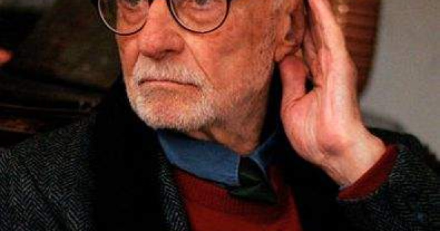  Video  Cineastul italian Mario Monicelli s-a sinucis