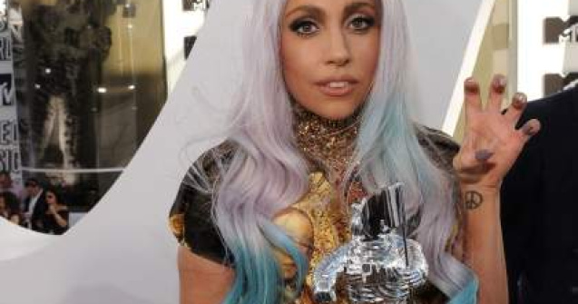 Lady Gaga lanseaza "cel mai mare album al acestui deceniu"