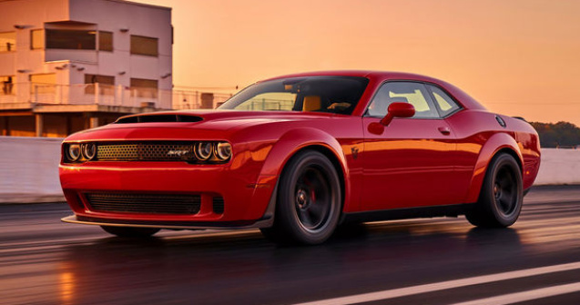Pana unde poate merge nebunia americanilor? Dodge Challenger SRT Demon este cea mai rapida masina din lume