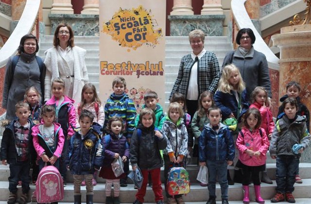 Peste 700 de copii s-au pregatit sa intampine Pastele prin muzica