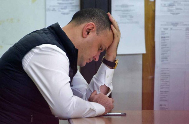 Sebastian Ghita a fost RETINUT la Belgrad; avea acte de identitate slovene si era impreuna cu fratele sau