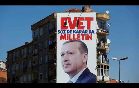 Uniunea Europeana se pregateste cu teama de referendumul constitutional al lui Erdogan