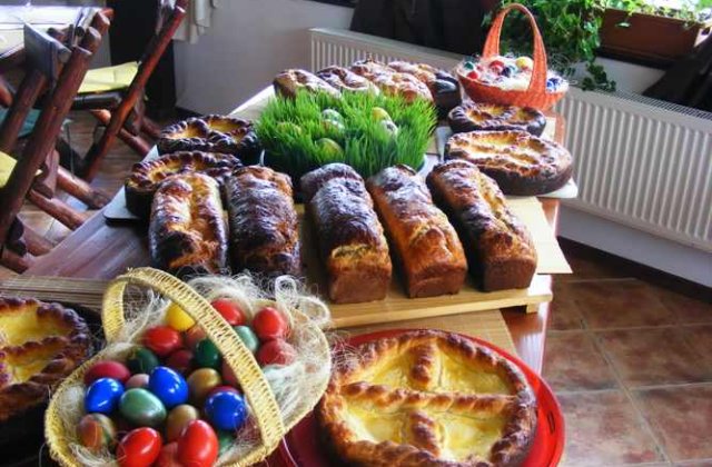 Reportaj AP: Noile tendinte se imbina cu traditiile de Paste in Romania