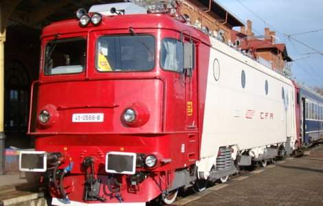 CFR: Biletele de tren pentru elevi, eliberate doar cu carnete cu CNP