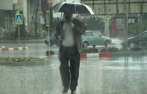 Ploi, vant puternic si vreme rece in sudul si sud-estul tarii