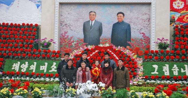 Socialistii moldoveni au fost la megaparada din Coreea de Nord