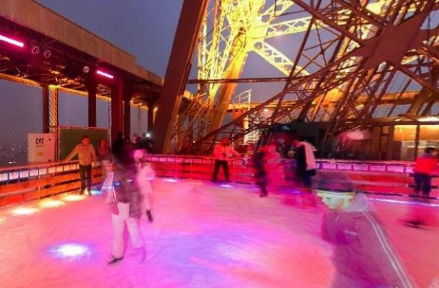 Patinoar interactiv, amenajat in Turnul Eiffel