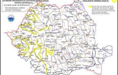 Cod galben de inundatii in 13 judete