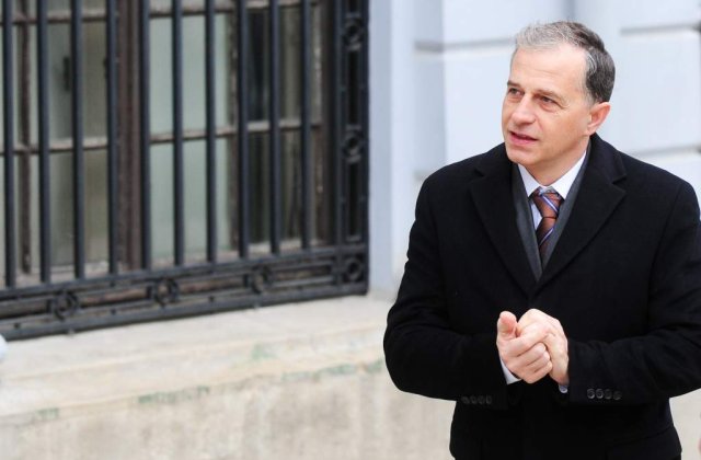 Geoana cere investigarea incidentului de la parada militara