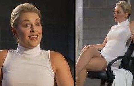  Video  O sportiva, in rolul lui Sharon Stone din Basic Instinct