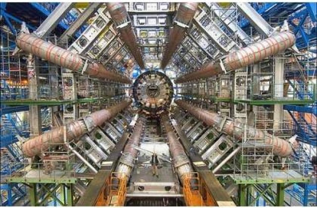 Nostradamus: Apocalipsa vine in 2016. LHC-ul e de vina!