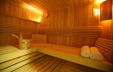 Doua femei au murit dupa ce au ramas blocate intr-o sauna