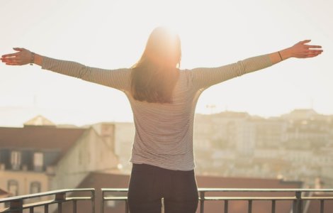  Top  5 semne subtile ca ai un deficit de vitamina D