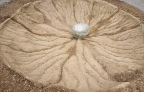 O noua premiera la Dino Parc Rasnov: Un meteorit extrem de rar descoperit pe teritoriul Romaniei!