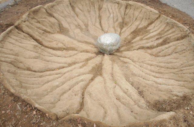 O noua premiera la Dino Parc Rasnov: Un meteorit extrem de rar descoperit pe teritoriul Romaniei!