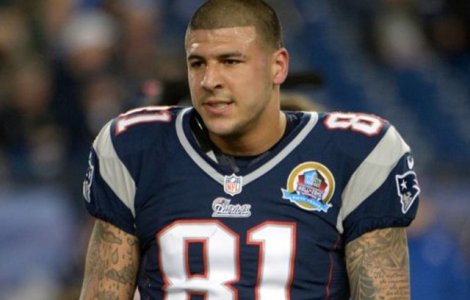 Un fost jucator de fotbal american s-a sinucis in inchisoare