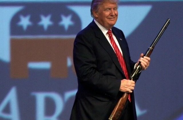 Peste 160 de companii critica pozitia lui Donald Trump impotriva imigratiei: Suntem o natiune de imigranti