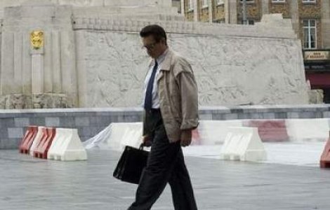 Functionarii publici, concediati in concediu de crestere a copilului