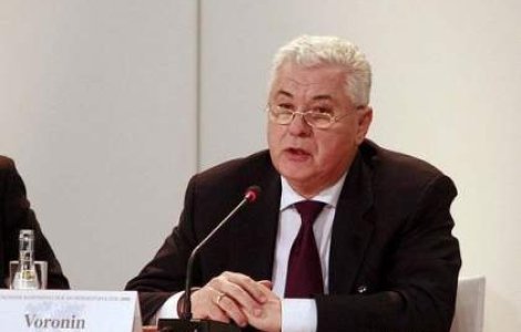 Voronin, in razboi cu Ghimpu si Filat