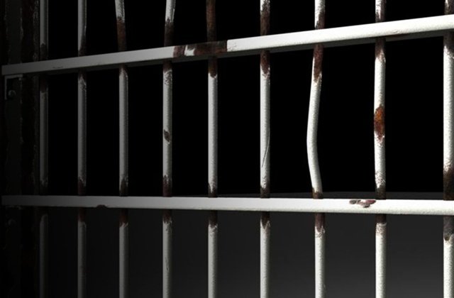 O batrana din Vaslui a fost condamnata la 5 ani de inchisoare pentru ca a ucis un barbat care voia s-o violeze