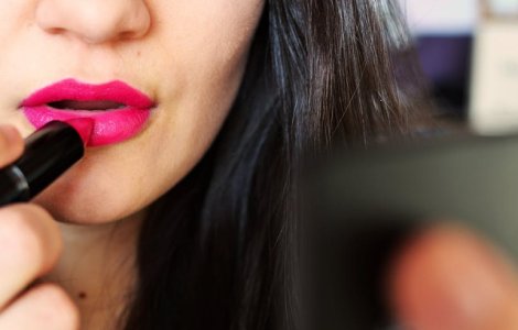  Top  Top 8 greseli de machiaj care te imbatranesc cu 7 ani