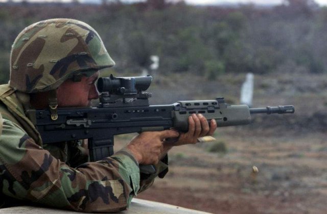 Soldatii americani din Irak, tinuti departe de WikiLeaks