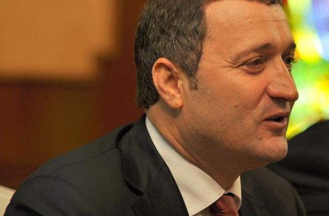 Filat si Voronin, cei mai bogati parlamentari moldoveni