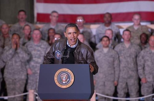 Fondatorul WikiLeaks: Obama ar trebui sa-si dea demisia!