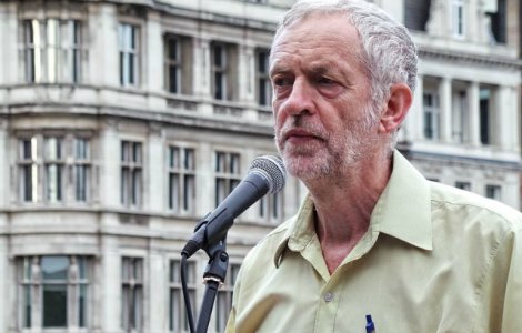 Promisiuni inainte de campanie in Marea Britanie: multe zile libere