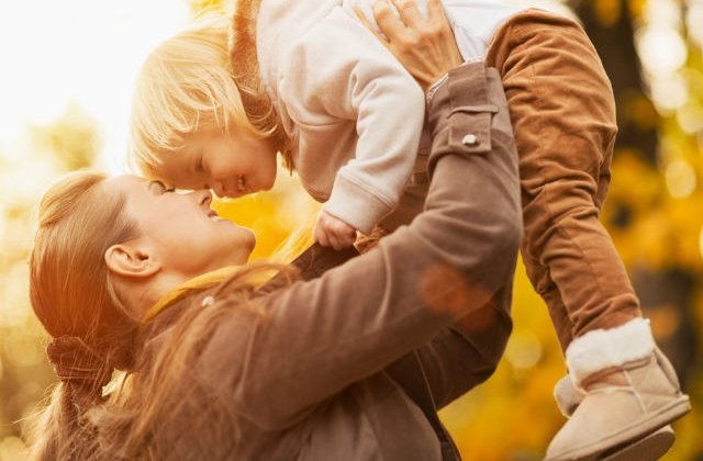 Cum isi cresc altii copiii: 6 obiceiuri ale parintilor din jurul lumii