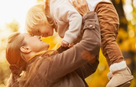  Top  6 obiceiuri surprinzatoare ale parintilor din jurul lumii