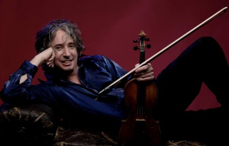 Dirijorul orchestrei Johann Strauss Ensemble si-a vandut casa pentru a cumpara o vioara