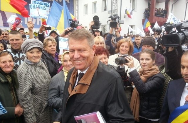 Presedintele Iohannis a decretat retragerea a trei decoratii