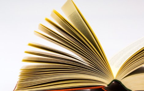 Peste 1.000 de carti daruite in campania Biblioteca Bestiei