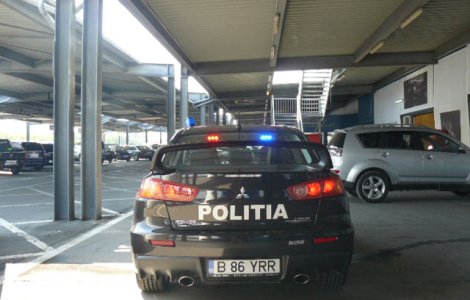 Politistii au prins un barbat care conducea cu peste 200 km/h pe A2