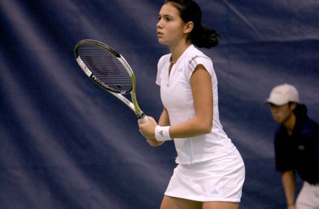 Raluca Olaru si Olga Savciuk, eliminate in primul tur al probei de dublu la Stuttgart