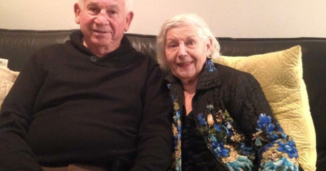 Doi soti nonagenari au murit tinandu-se de maini, in decurs de 40 de minute, dupa o casnicie de 69 de ani