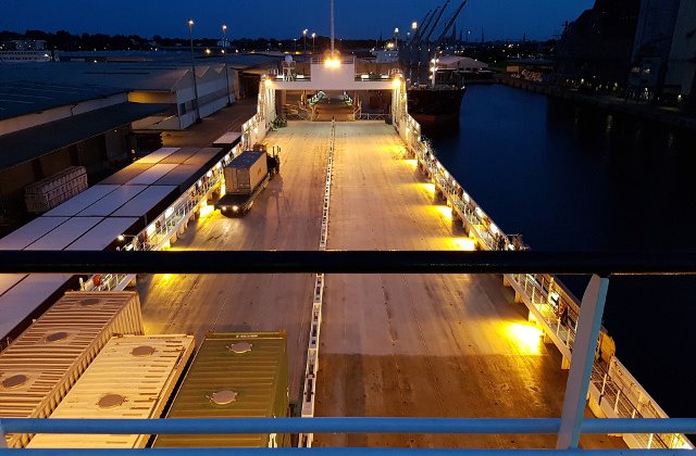 Cum poti deschide o afacere de transport profitabila? 4 pasi care asigura o activitate constanta