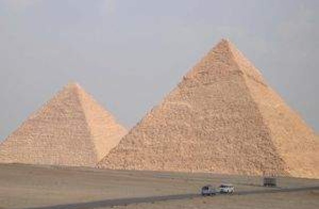 Sase dintre rapitorii turistilor din Egipt au fost ucisi de armata sudaneza