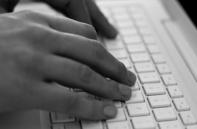 NASA si-a vandut calculatoarele, fara a sterge datele secrete