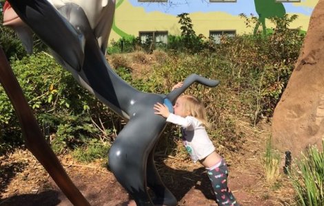  Top  10 lucruri inocente facute de copii care-i fac pe adulti sa roseasca