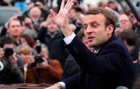 Guvernul polonez il ataca pe Macron