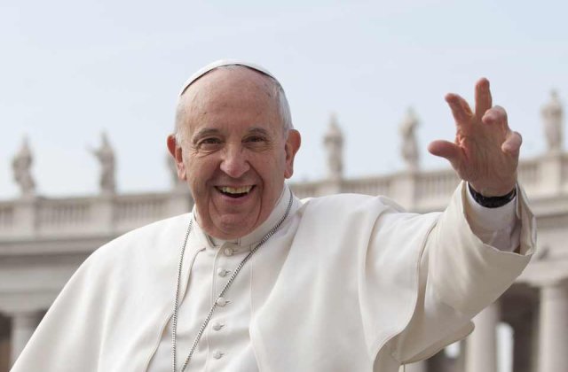 Papa face apel mediere internationala pentru detensionarea relatiilor dintre SUA si Coreea de Nord