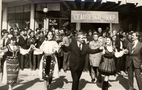  Top  1 Mai muncitoresc. Cum sarbatoreau romanii in comunism - FOTO