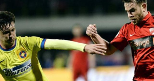 Dinamo a invins FCSB, scor 2-1, in derbiul etapei a VIII-a
