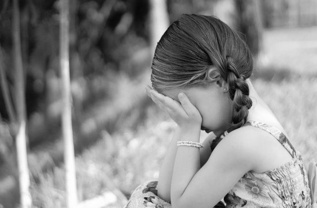 O fetita din Bucuresti a fost inchiriata de la varsta de 3 ani unui pedofil