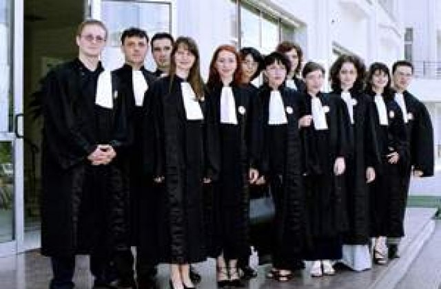 Angajatii din sistemul judiciar ar putea avea salarii mai mari cu 65% decat in prezent